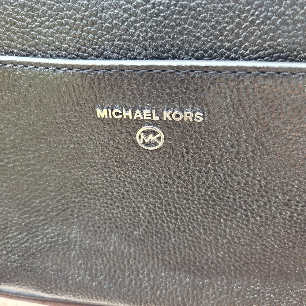 MICHAEL KORS Jet Set Charm East West leather small camera crossbody bag - BLACK - Picture 3 of 14